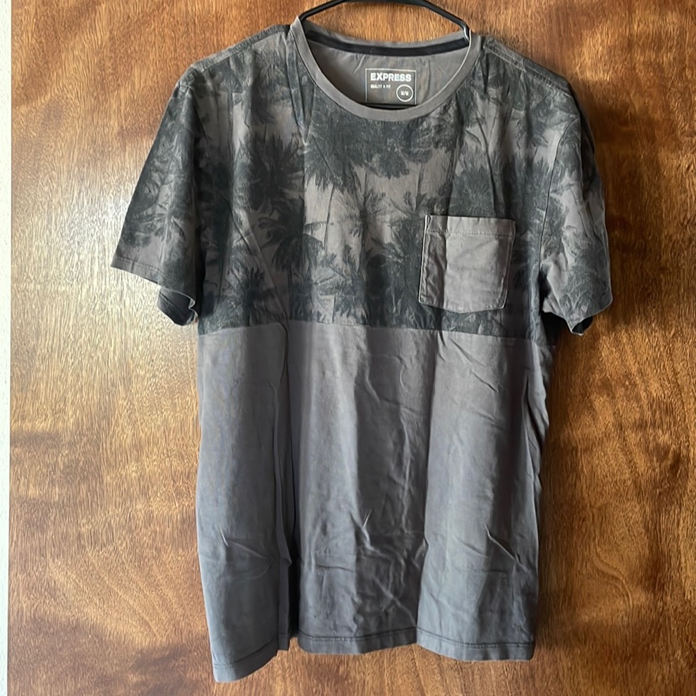 Express short sleeve shirt